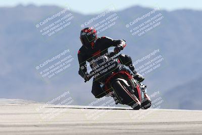 media/Oct-13-2025-Moto Forza (Mon) [[a66d839500]]/3-B Group/Session 4 (Turn 9)/